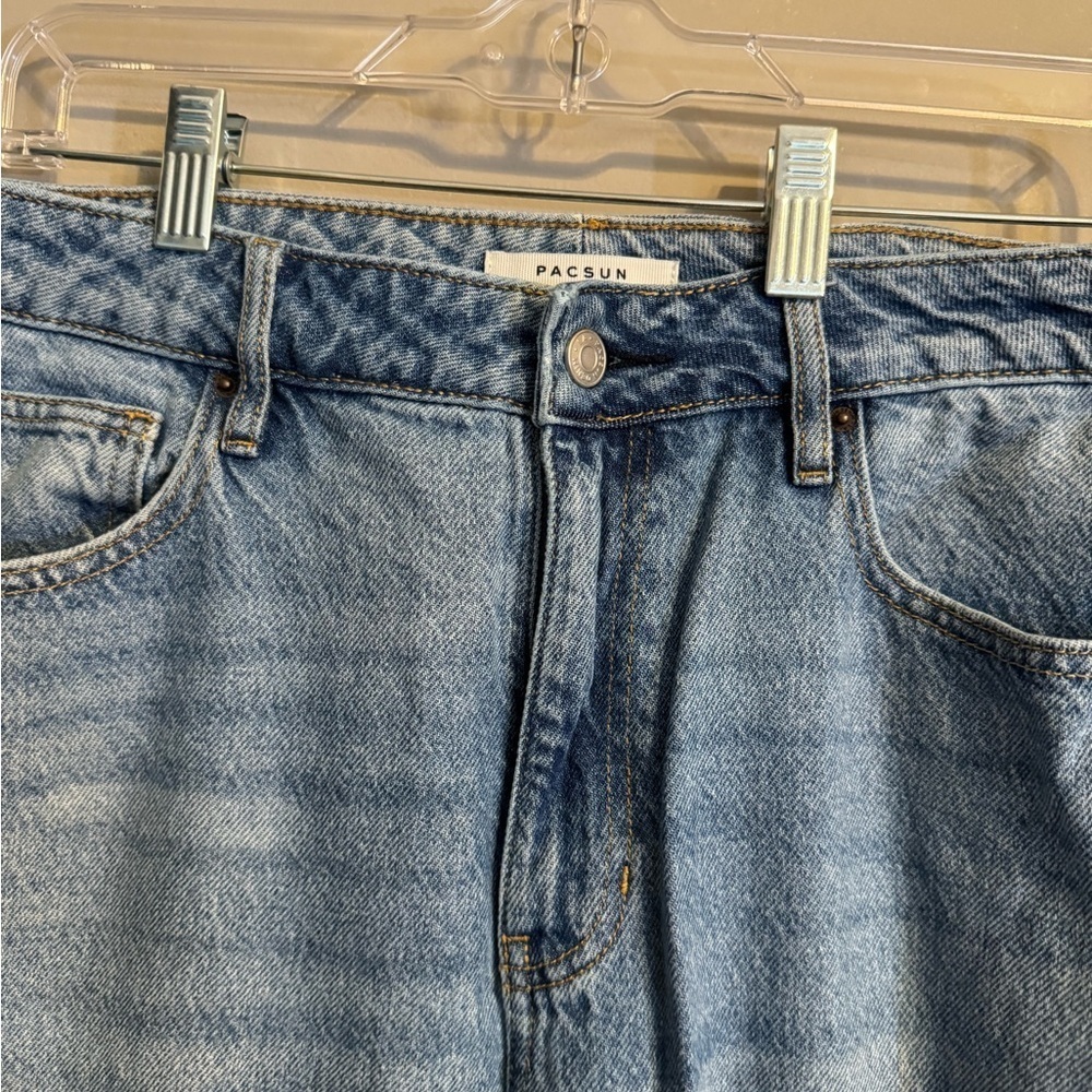 PacSun Light Blue Mom Jean Denim Jeans - Picture 2 of 6